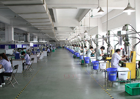 連接器、連接線生產(chǎn)車(chē)間